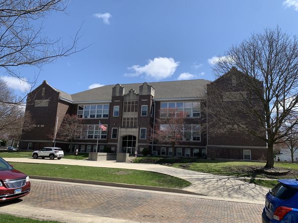 200 N Melvin St, Gibson City, IL 60936
